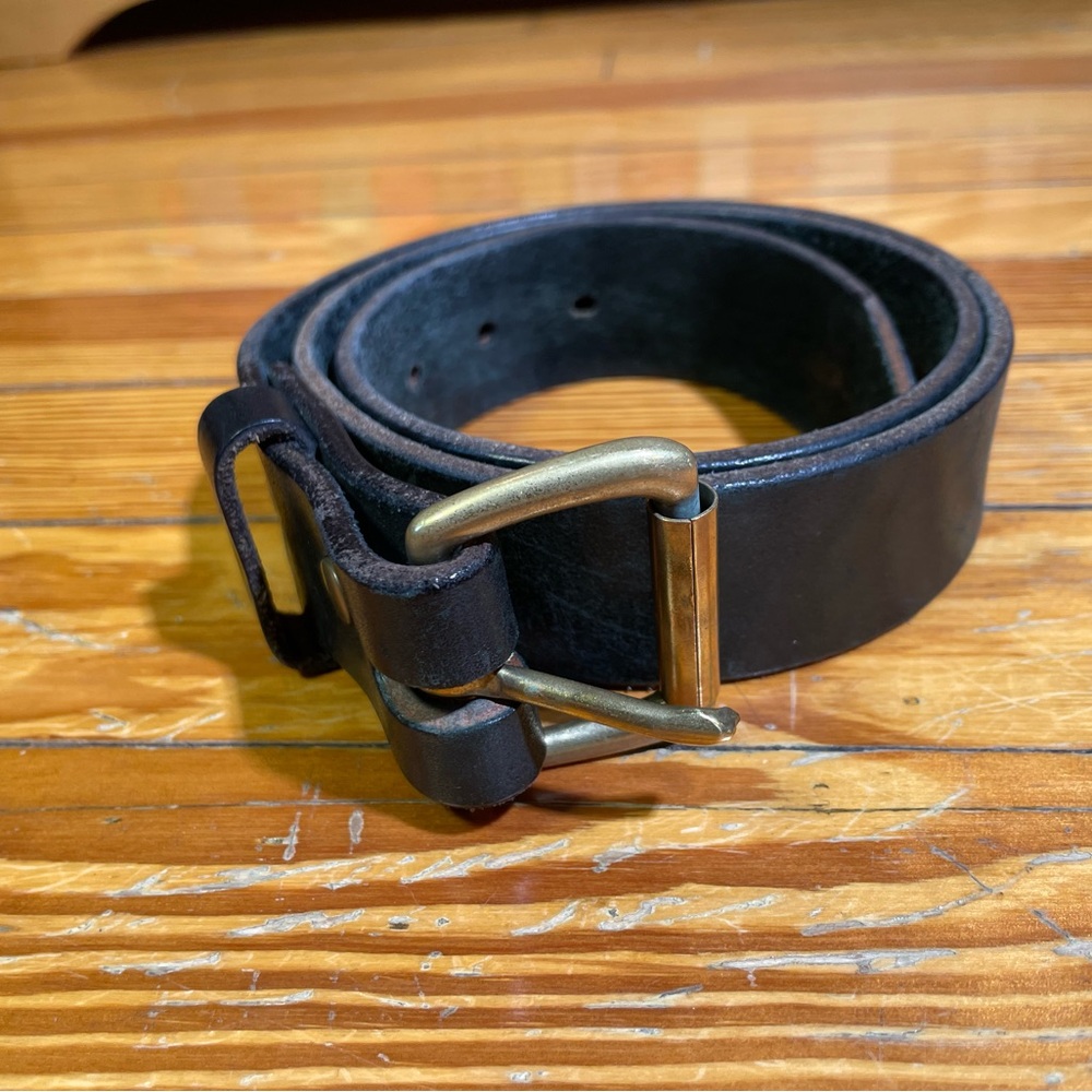 Tanner Goods Made in USA Black Leather Men's Belt with Brass Buckle